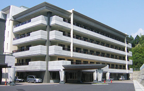 ��앟���{�݁u�₷�炬���v